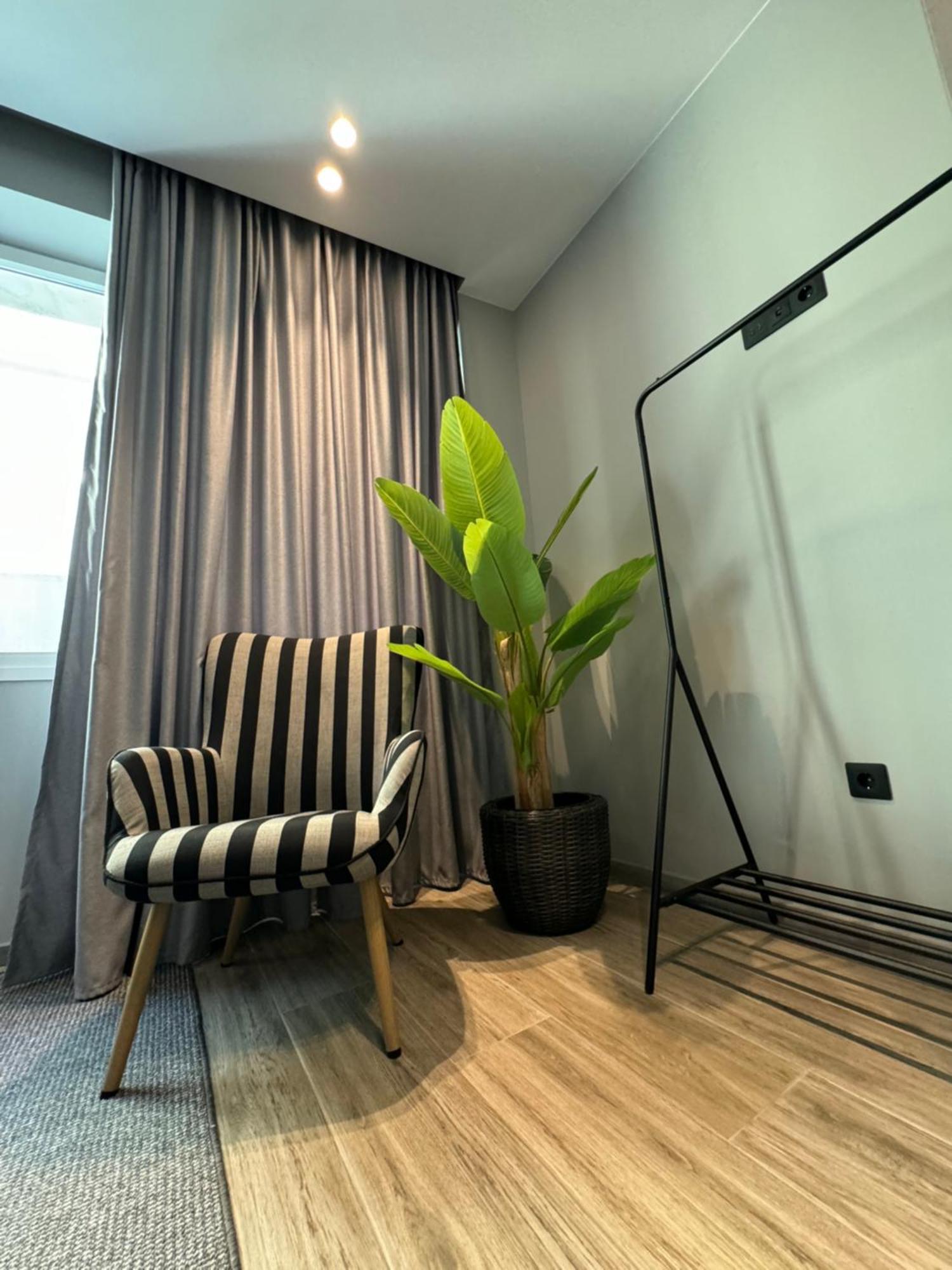No9, Chic & Modern 2Bdr Apartment In The Centre Of Thessaloníki Eksteriør billede